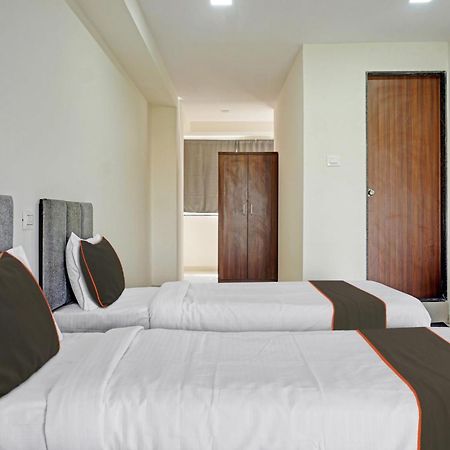 Super Collection O Rk Inn Chinchvad Exterior foto